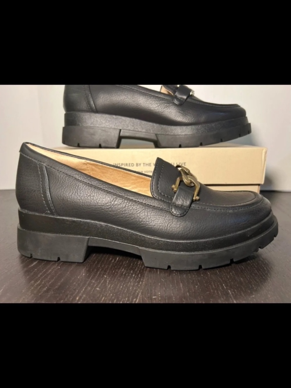 SOUL Naturalizer Onyx Lug Loafer Shoes Black w/Gold Chain Link Detail Womans 11